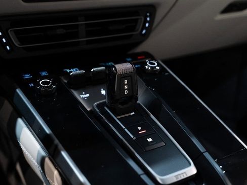 Used 2024 Porsche 911 Carrera S image 35