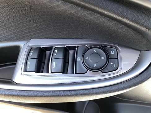 Used 2023 Chevrolet Malibu LS FWD image 18