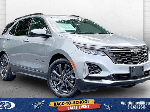 Used 2024 Chevrolet Equinox RS w/ LPO, Floor Liner Package FWD image 1