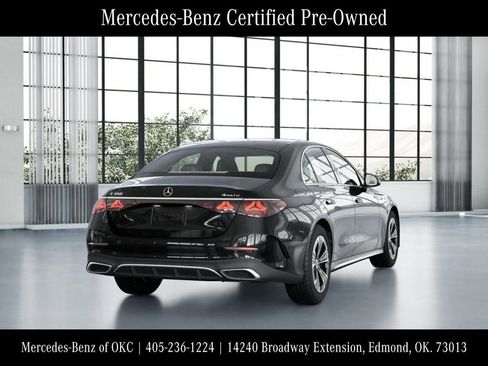 Used 2025 Mercedes-Benz E 350 4MATIC Sedan image 24