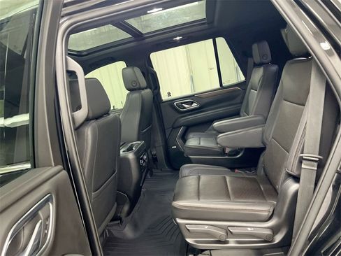 Used 2022 Chevrolet Tahoe High Country image 24