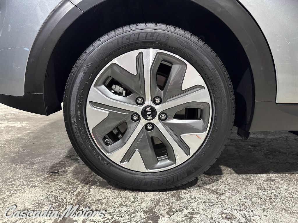 Used 2019 Kia Niro EX Premium w/ Cold Weather Package 1.0 FWD image 34