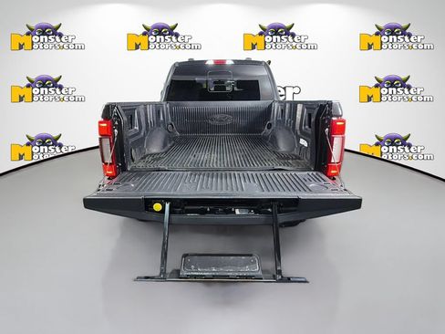 Used 2020 Ford F250 Lariat w/ Lariat Ultimate Package AWD/4WD image 26