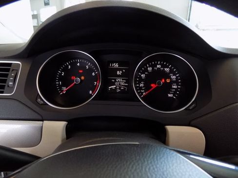 Used 2018 Volkswagen Jetta Wolfsburg Edition FWD image 16