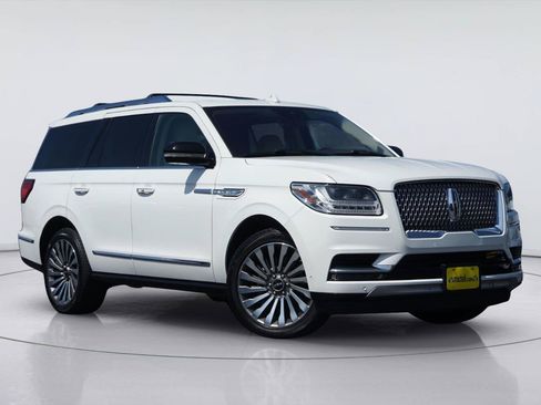 Used 2020 Lincoln Navigator Reserve w/ Luxury Package AWD/4WD image 2