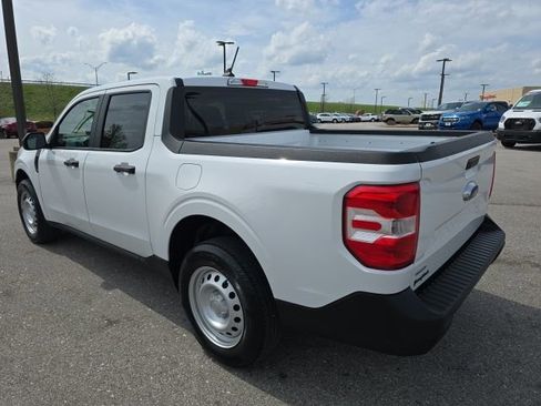 Used 2024 Ford Maverick XL image 3