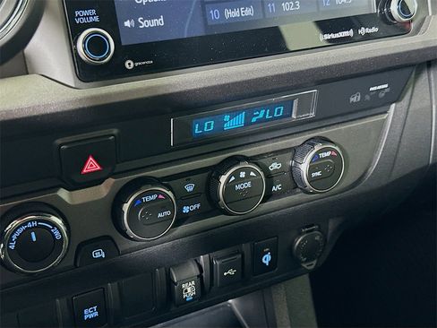 Used 2023 Toyota Tacoma TRD Sport image 26
