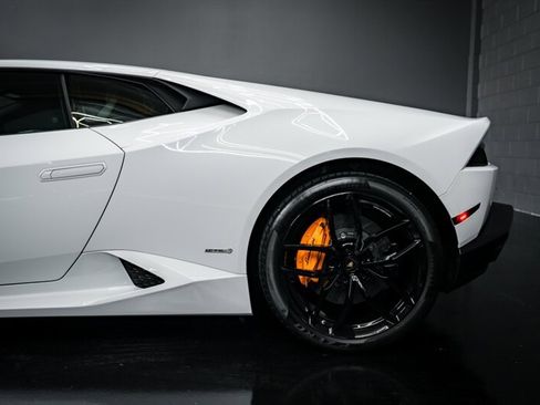 Used 2016 Lamborghini Huracan LP 610-4 image 16