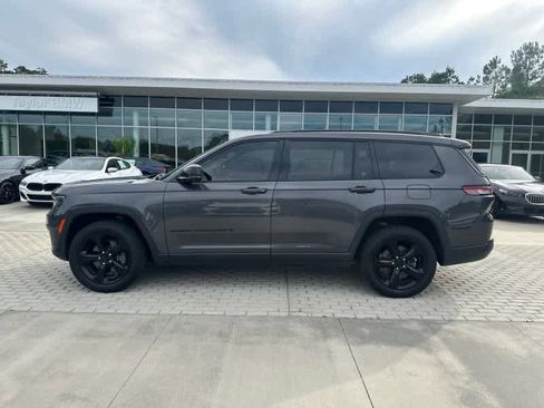 Used 2022 Jeep Grand Cherokee L Limited w/ Luxury Tech Group II AWD/4WD image 2