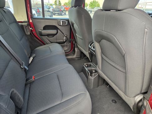 Used 2022 Jeep Wrangler Unlimited Sport AWD/4WD image 27