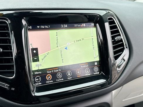 Used 2021 Jeep Compass Limited w/ Elite Exterior Group image 9