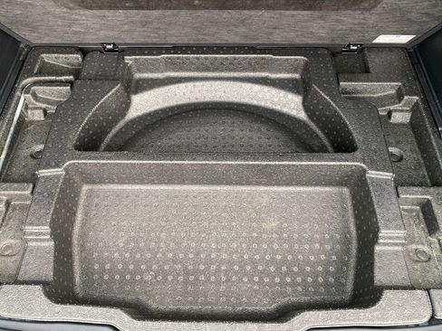 Certified 2023 Subaru Forester image 29