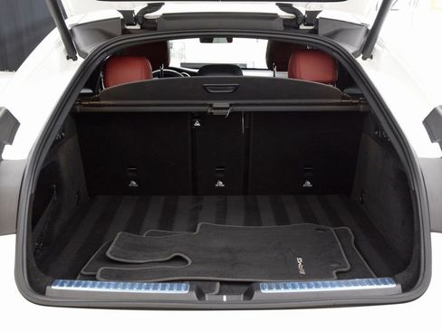 Used 2022 Mercedes-Benz GLC 43 AMG AMG GLC 43 image 31