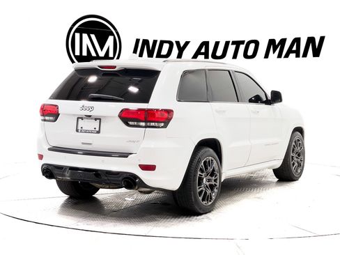 Used 2016 Jeep Grand Cherokee SRT image 4