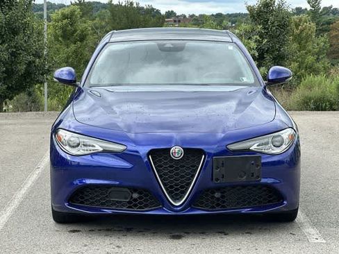 Used 2021 Alfa Romeo Giulia Ti AWD/4WD image 21