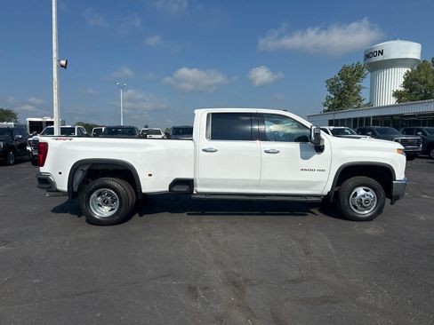 Certified 2022 Chevrolet Silverado 3500 LTZ w/ LTZ Plus Package AWD/4WD image 6
