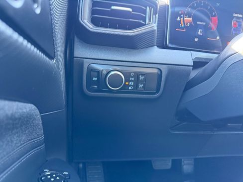 Used 2024 Ford Mustang EcoBoost image 22