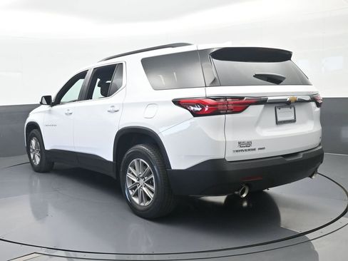 Used 2023 Chevrolet Traverse LT image 4