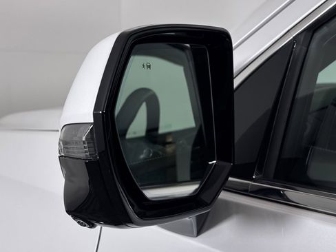 Used 2022 Cadillac Escalade ESV Premium Luxury image 27