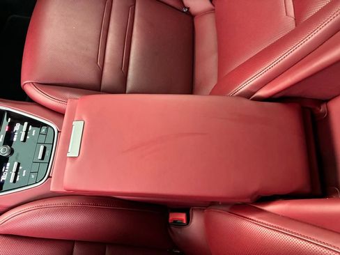 Used 2018 Porsche Panamera 4S image 22