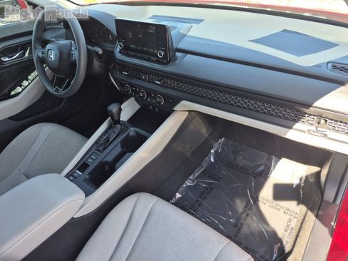 Certified 2024 Honda Accord EX image 11