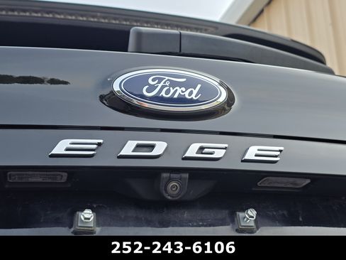 Used 2024 Ford Edge Titanium AWD/4WD image 44