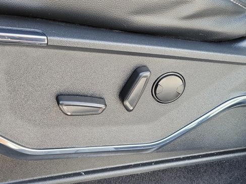 Certified 2022 Ford F150 Lariat AWD/4WD image 19