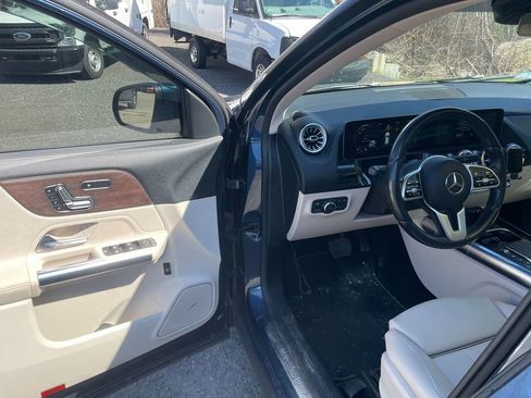 Used 2021 Mercedes-Benz GLA 250 4MATIC image 10