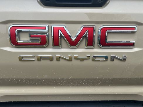 Used 2023 GMC Canyon AT4X image 5