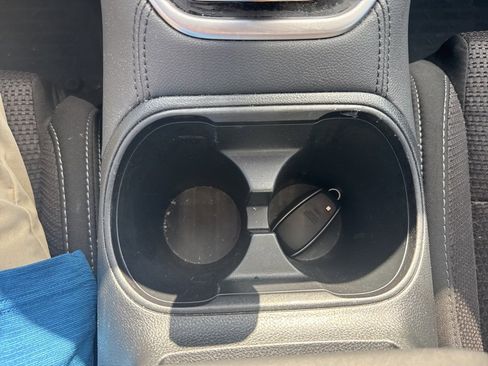 Certified 2025 Subaru Outback Premium image 34