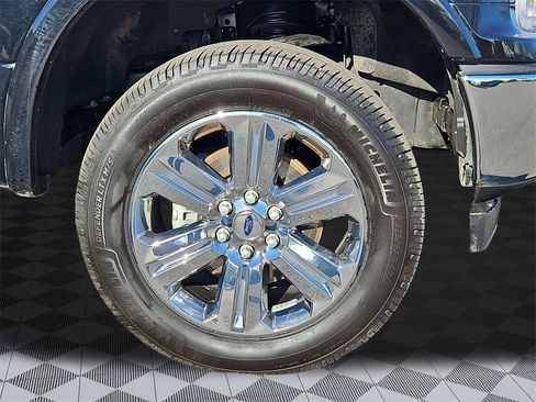 Used 2018 Ford F150 Lariat w/ Equipment Group 502A Luxury image 30