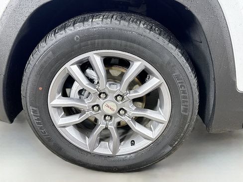 Used 2022 GMC Terrain SLT w/ Infotainment Package II image 30