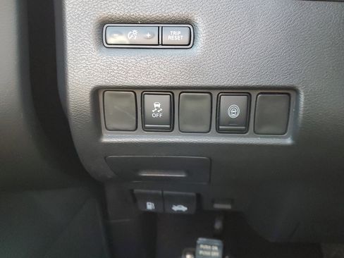 Certified 2022 Nissan Murano S image 30