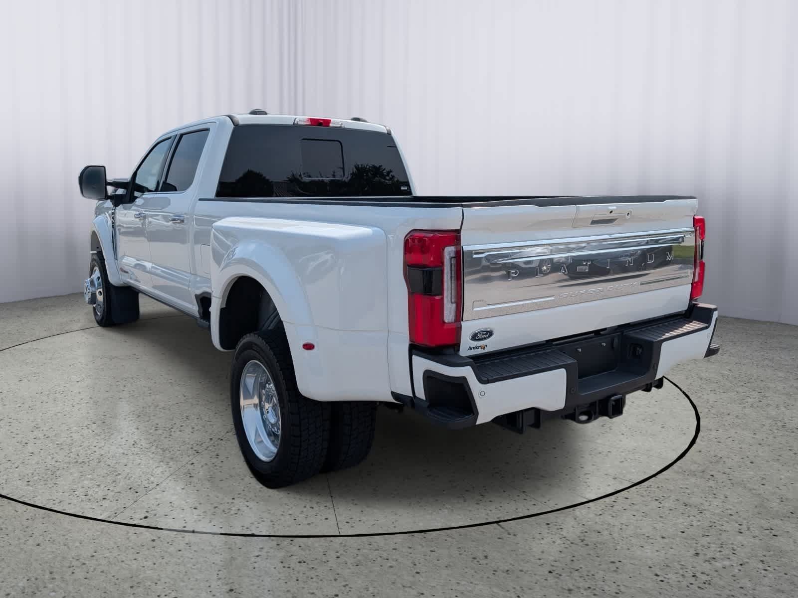 Used 2025 Ford F450 Platinum w/ Platinum Plus Package AWD/4WD image 5