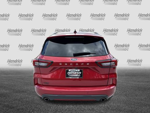 Used 2023 Ford Escape ST-Line w/ Tech Pack #1 FWD image 9