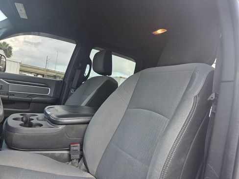Used 2022 RAM 2500 Big Horn AWD/4WD image 11