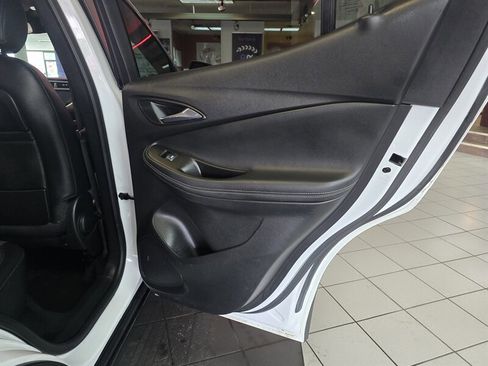 Used 2021 Buick Encore GX Preferred w/ Cold Weather Comfort Package FWD image 15