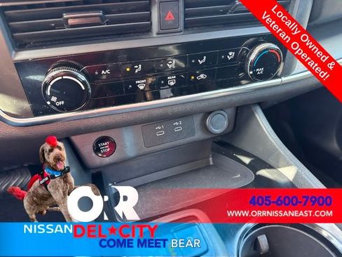 Used 2024 Nissan Rogue S FWD image 24