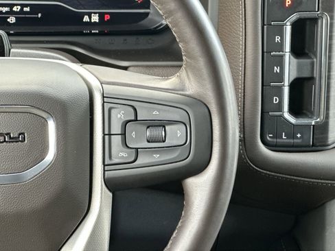 Used 2023 GMC Yukon Denali w/ Denali Reserve Package AWD/4WD image 21