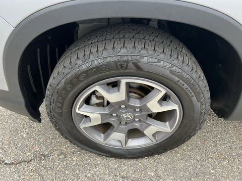 Used 2022 Honda Passport TrailSport image 12