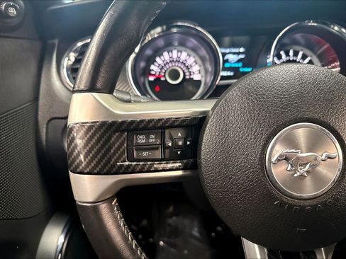 Used 2013 Ford Mustang GT Premium w/ Electronics Pkg RWD image 13