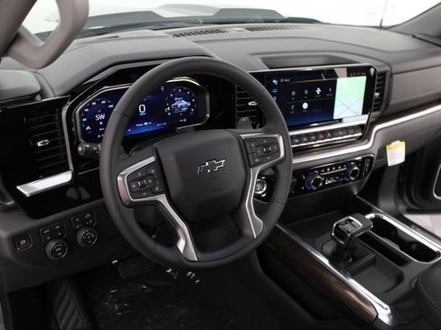 New 2026 Chevrolet Silverado 1500 LT Trail Boss w/ LT Trail Boss Premium Package AWD/4WD image 9