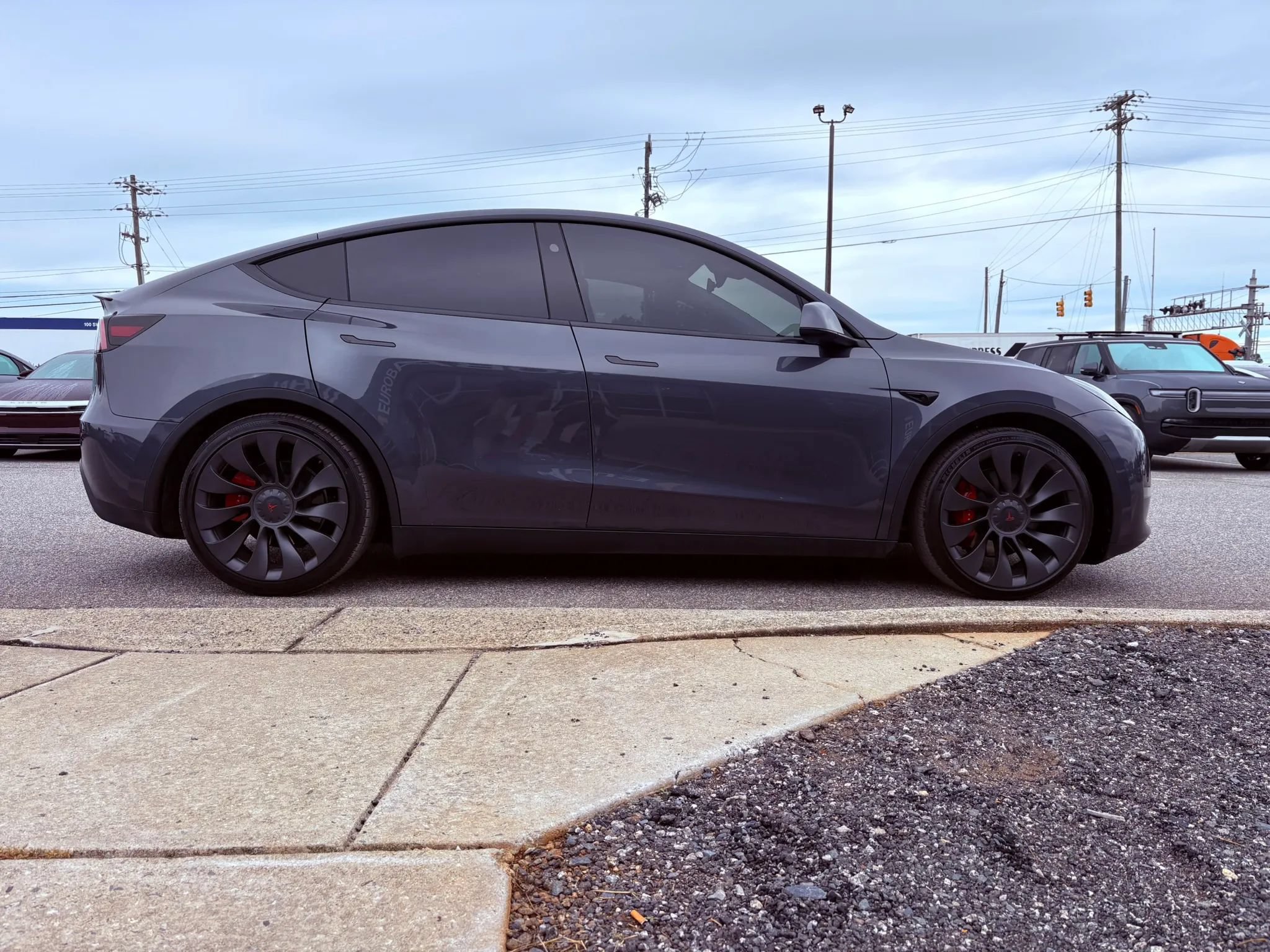 Used 2023 Tesla Model Y Performance AWD/4WD image 24