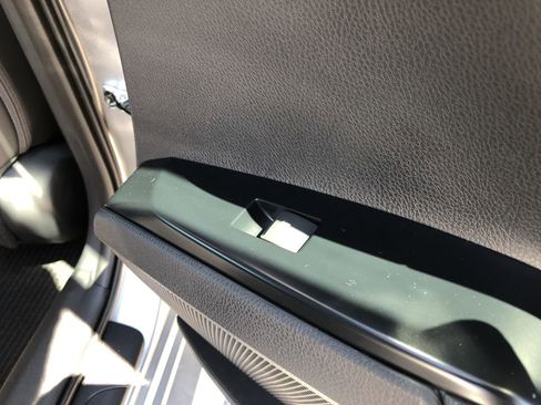 Used 2019 Toyota Camry XSE image 27