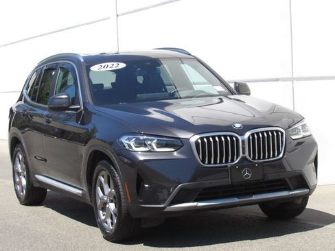 Used 2022 BMW X3 xDrive30i AWD/4WD image 2