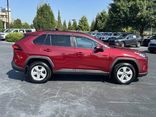 Used 2019 Toyota RAV4 XLE w/ Convenience Package AWD/4WD image 3