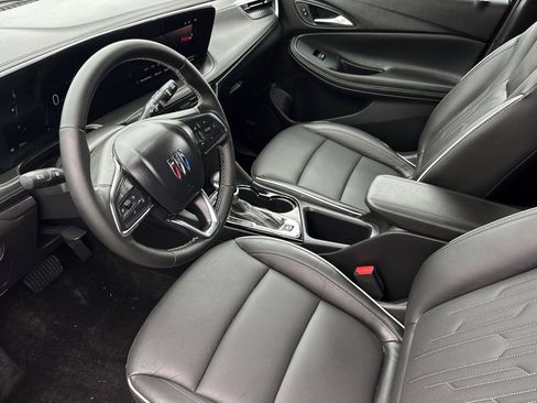 Used 2024 Buick Encore GX Avenir w/ Avenir Convenience Package image 10