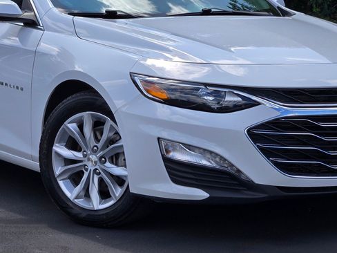 Certified 2025 Chevrolet Malibu LT FWD image 4