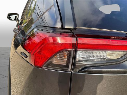 Used 2024 Toyota RAV4 XLE Premium FWD image 29