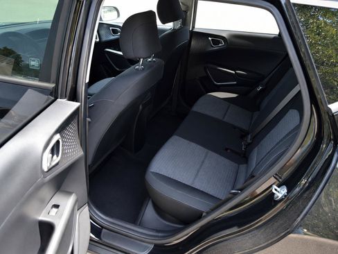 Used 2021 Kia Soul S FWD image 12